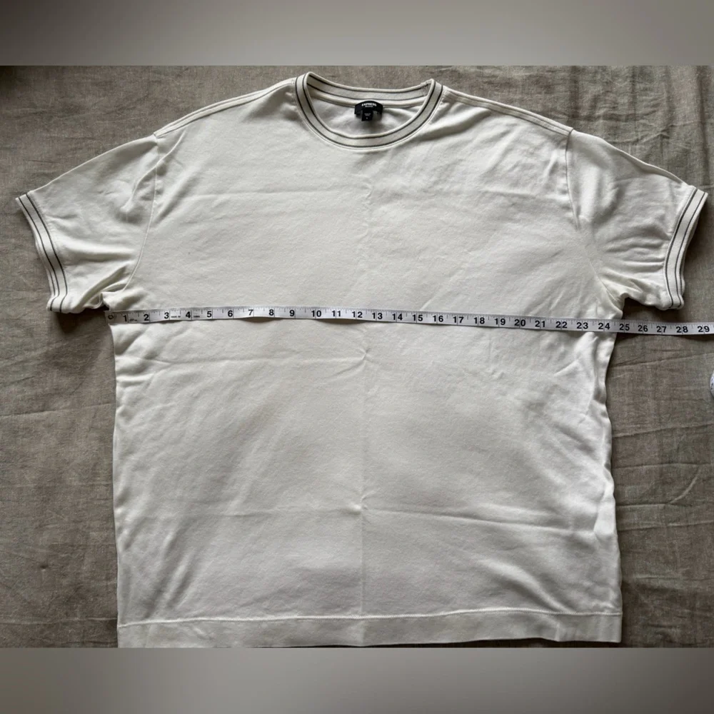 Express Cream Short Sleeve Tee - Picture 3 of 5